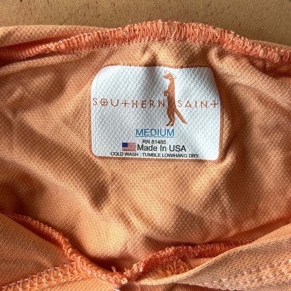 Women's Hooded Semi-Fitted Sun Shirt | Peach size M (runs small) NWOT - Picture 5 of 5